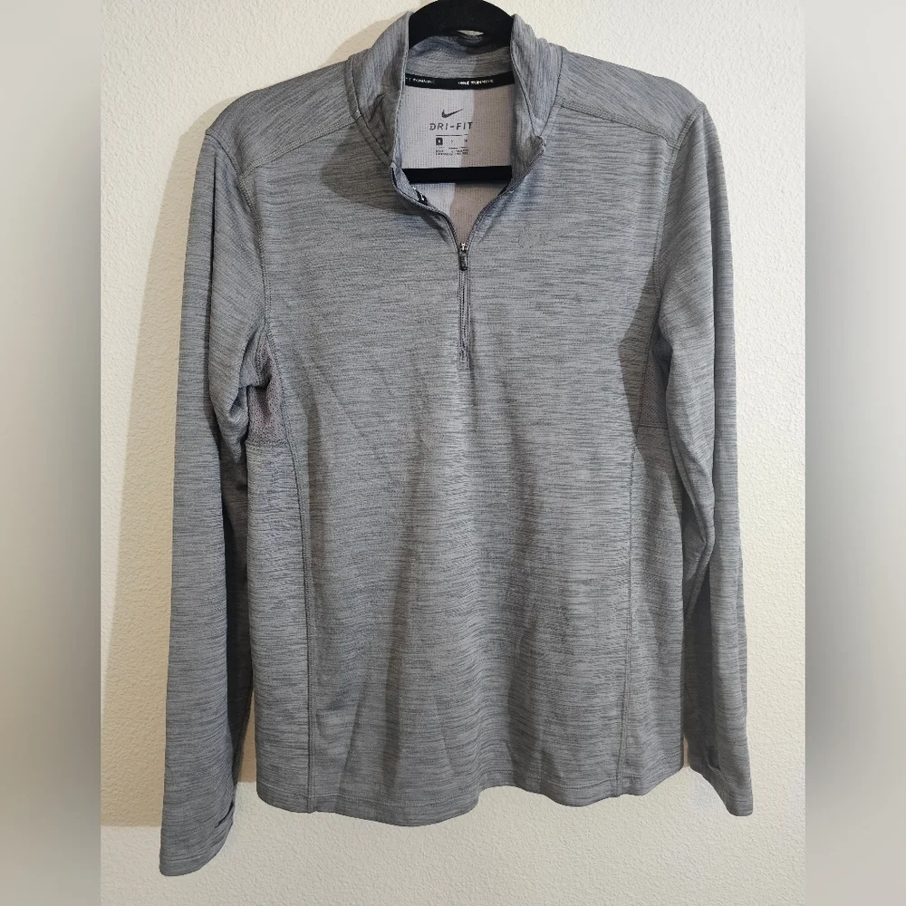 Nike Dri-Fit Pullover Small Gray Quarter-Zip Pullover